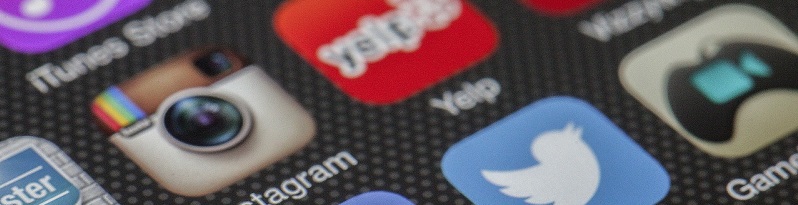 The Ten Best Apps to Use When Studying Abroad